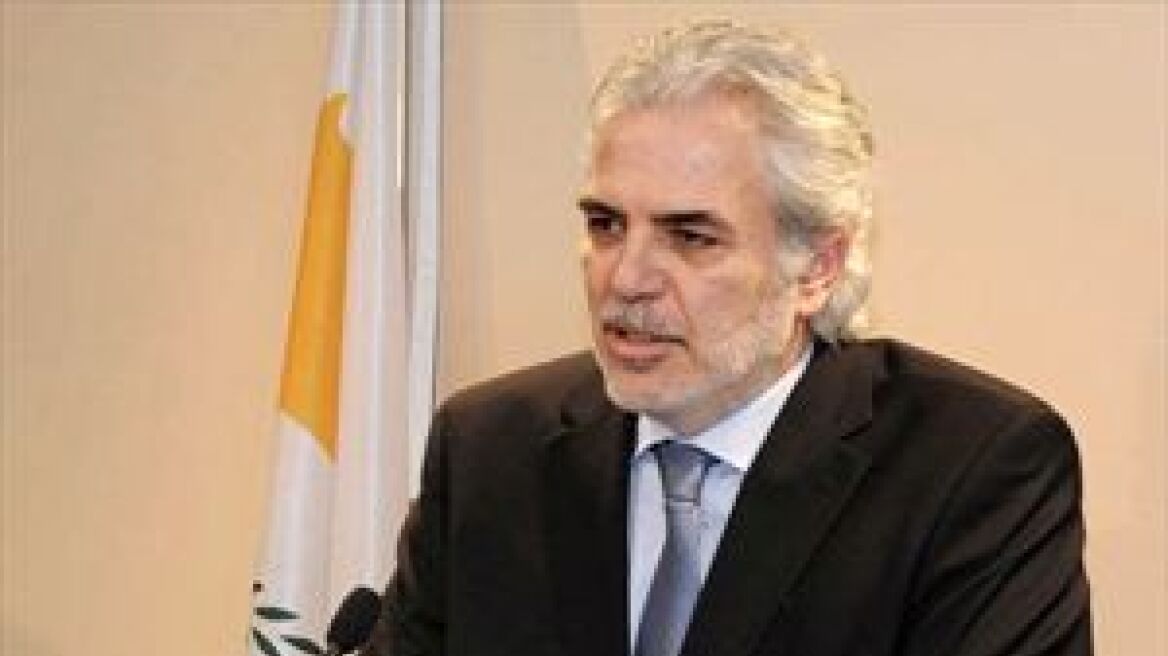 Για «κούρεμα» μέχρι 30% μιλά ο κυβερνητικός εκπρόσωπος της Κύπρου